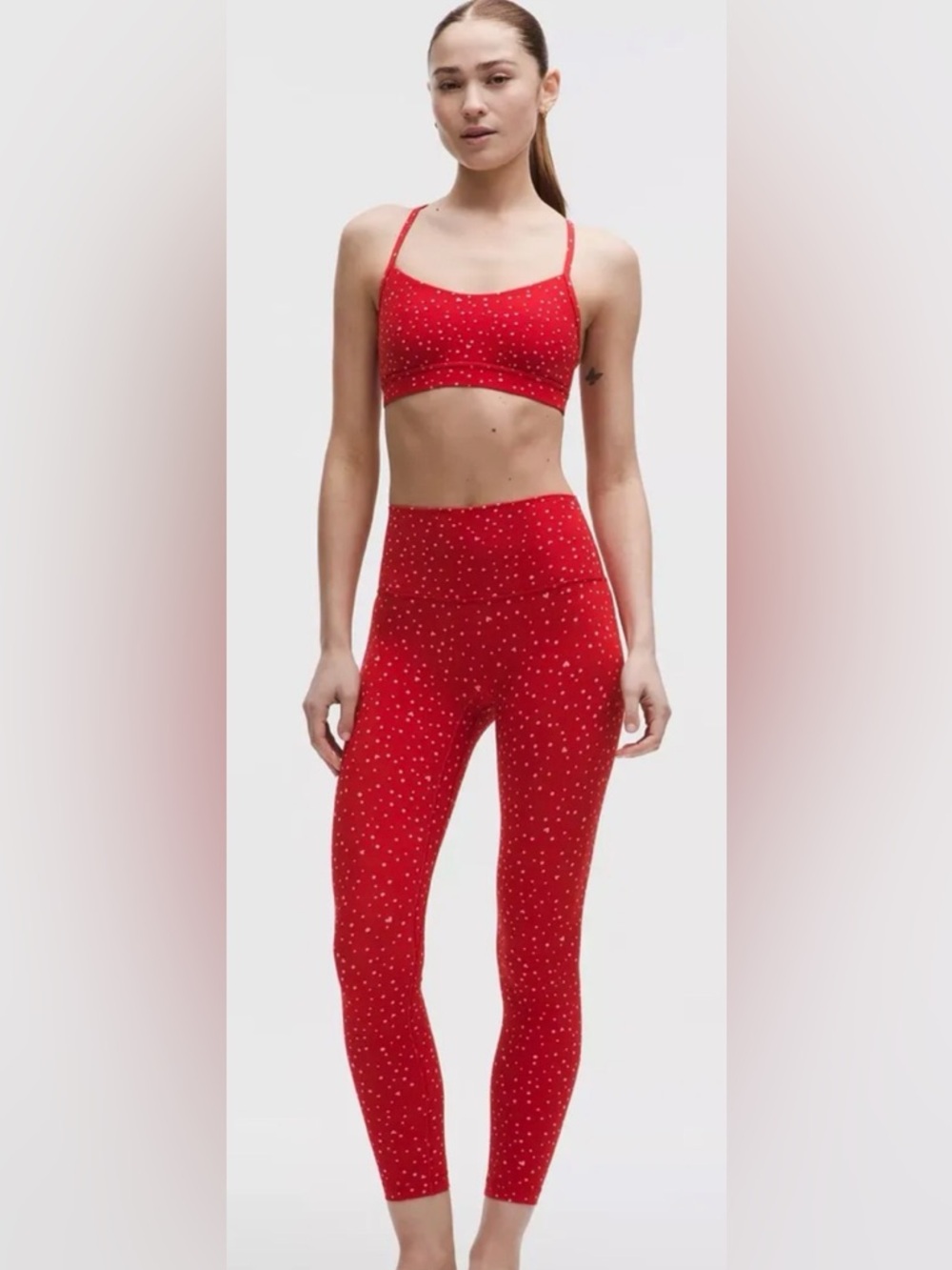 Lululemon heart scatter dot print candy cloud red oxford size 6 align set